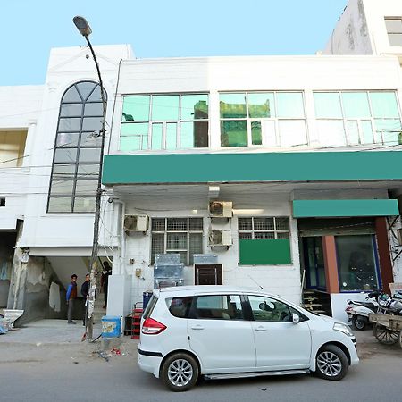 Oyo 11505 Hotel Classic Park New Delhi Buitenkant foto