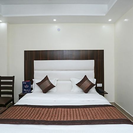 Oyo 11505 Hotel Classic Park New Delhi Buitenkant foto